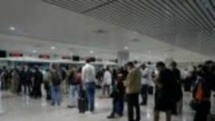 Trei iranieni au fost prinși la Aeroportul Henri Coandă cu acte false. Au încercat să intre în Schengen în mod fraudulos