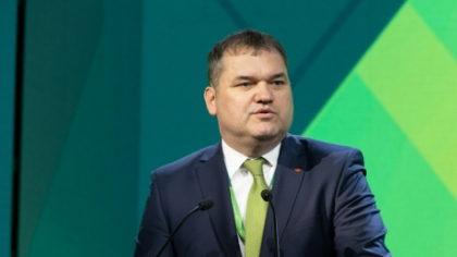 Ministrul Cseke Attila desființează planul lui Simion de a concedia 500.000 de oameni: ‘Un președinte fără cunoștințe de matematică pune în pericol România’