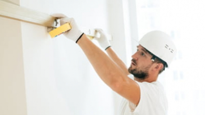Ce trebuie să știi dacă lucrezi pe șantier sau într-un atelier: 5 reguli simple pentru siguranța personală