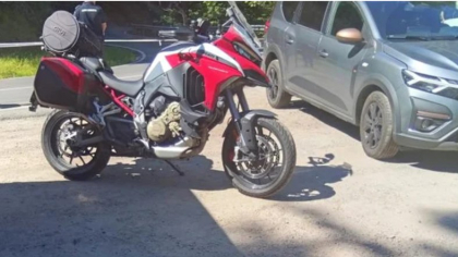 Ce s-a găsit în telefonul motociclistului care a fost ucis pe Transfăgărășan: imagini în rafală și o filmare cu ursoaica