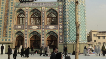 Zeci de persoane au fost arestate și acuzate de spionaj în Iran. „Suspecții” poartă „măşti, pălării şi ochelari de soare” FOTO/VIDEO