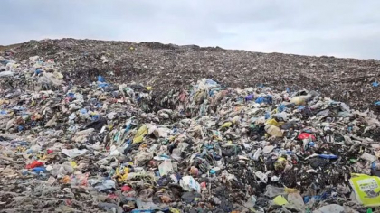 „Bomba ecologică” cu gunoaie din Timișoara va fi închisă: 200.000 de metri cubi de levigat s-au acumulat în depozit