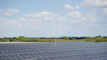 ​Sistemul Coca-Cola a investit 5 milioane de lei într-un parc fotovoltaic  în Timişoara, acolo unde deţine şi o fabrică