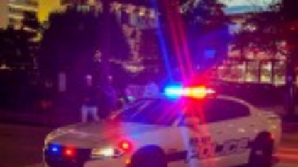 Atac armat la o nuntă în SUA. O persoană a fost ucisă, iar mai multe au fost rănite. „L-am lovit în cap cu un scaun”