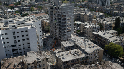 Conflictul din Orientul Mijlociu continuă. Iranul lansează rachete spre Israel