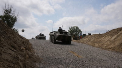 Tehnică militară pe A2 și A4, vineri. Convoaiele armatei pleacă dinspre Poligonul Capu Midia spre Mihai Bravu și Bârlad
