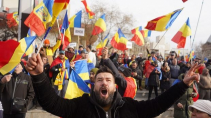 România, pericolul fascist și prizonierul Simion