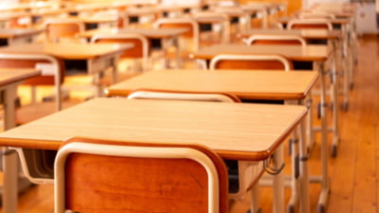 Sindicatele din Educație anunță proteste. Nemulțumirile sunt legate de creșterea normei didactice de predare, coborârea pragului salarial și tăierea indemnizației de doctor