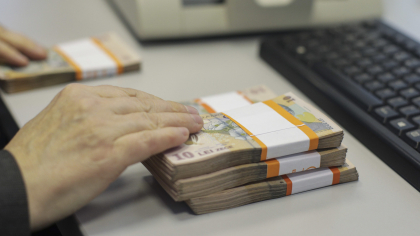 Veste proastă pentru românii cu credite în lei la bănci. ROBOR a explodat peste noapte. Cotații 8 mai