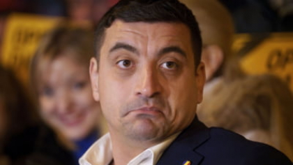Rusia joacă din umbră în turul doi. Cum se mobilizează „marionetele Moscovei” pentru susținerea lui George Simion prin rețelele pro-ruse din Moldova