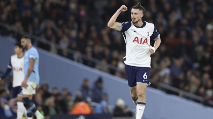 Tottenham și United se luptă pentru trofeul de Liga Europa. Mesajul lui Drăgușin