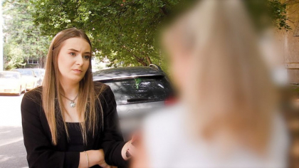 Cum a reacționat o bunică pe care un vecin ar fi pus-o pe un site de escorte din răzbunare: „Ce tarif ai și ce servicii prestezi?”