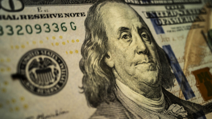 XTB: Dolarul american își revine după declinul puternic