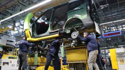 Guvernul vrea penalități de la Ford Otosan pentru privatizarea uzinei din Craiova. Reacția companiei