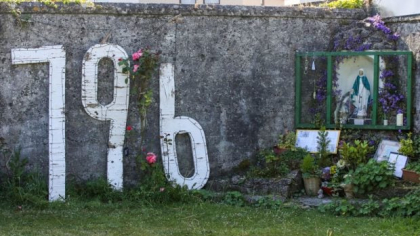 Aproape 800 de bebeluși morți, găsiți la fosa septică a unei case conduse de o călugăriță. Despre ce este vorba
