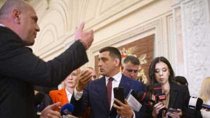 AUR anunță că depune o nouă moțiune simplă. Cine este ministrul vizat