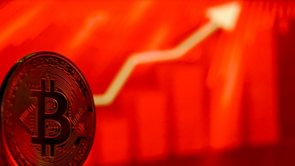 Bitcoin ajunge la un nou maxim istoric. A depășit 110.000 dolari