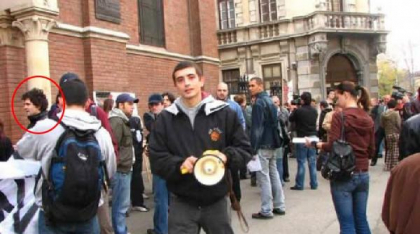 Cum și unde s-au cunoscut Nicușor Dan și George Simion acum 20 de ani. Momentul în care sunt legitimați împreună la duba jandarmilor
