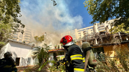 Fostul restaurant „Mărul de Aur” din Capitală a luat foc