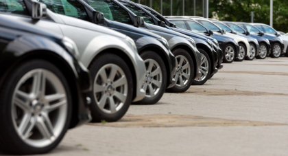 Piața auto, în declin: Vânzările de mașini electrice au scăzut cu 70%