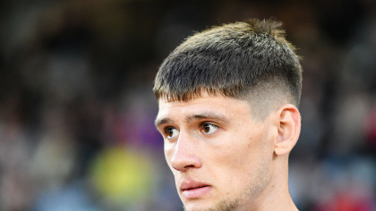Ultrașii lui Dinamo Kiev, față în față cu Vladislav Blănuță! Atacantul român, pus la zid pentru trecutul său controversat