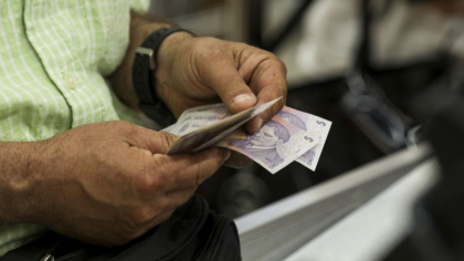 Peste două milioane de pensionari vor pierde 1.400 de lei! Care este motivul