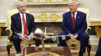„E un nebun. Vrea să bombardeze tot, tot timpul”. Administrația Trump e tulburată de Netanyahu după loviturile israeliene din Siria