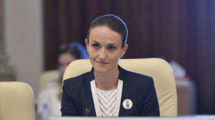 Afacerile miniștrilor USR din Guvernul Bolojan, trecute pe numele rudelor și apropiaților