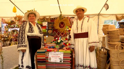 Satul natal al lui Constantin Brâncuși a devenit capitala tradițiilor românești. Festivalul RomânIA Autentică adună meșteri și vizitatori din întreaga țară