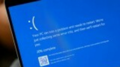Windows renunță, după aproape 40 de ani, la celebrul ecran albastru afișat la o eroare de sistem, ”Blue Screen of Death”