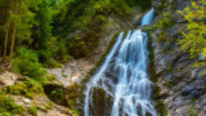 Cascada Vălul Miresei – legendă. Tot ce trebuie să știi înainte de o vacanță în munții Apuseni