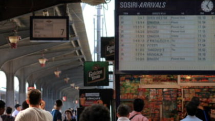 CFR anunță că s-a defectat sistemul de informare privind sosirea și plecarea trenurilor din Gara de Nord
