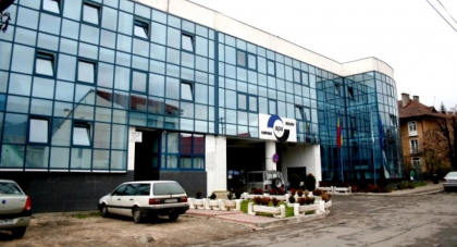 Percheziții DNA la Compania Apa Brașov. Vicepreședintele Consiliului Județean și un lider liberal, printre suspecți