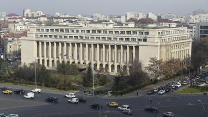 Guvernul se mută în Palatul Parlamentului
