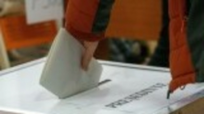 Un magistrat de la Ploieşti a hotărât că va judeca o cerere de anulare a deciziei CCR privind prezidenţialele din 2024