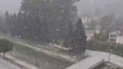 Vremea azi, 16 iulie. Caniculă, disconfort termic și ploi. Care vor fi zonele afectate de grindină