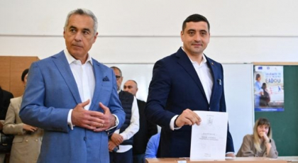George Simion forțează varianta Călin Georgescu premier. Insistă până la alegerile anticipate, chiar dacă provoacă instabilitate: „Pot dizolva Parlamentul”