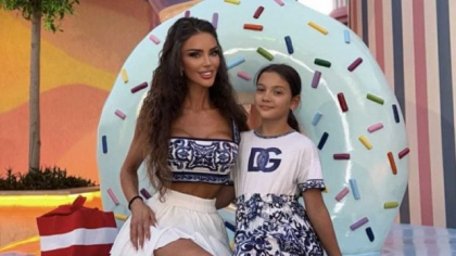 Imagini din vacanța Biancăi Drăgușanu cu fiica Sofia în Bodrum. Ce au observat fanii: „O ajunge din urmă fata la înălțime”