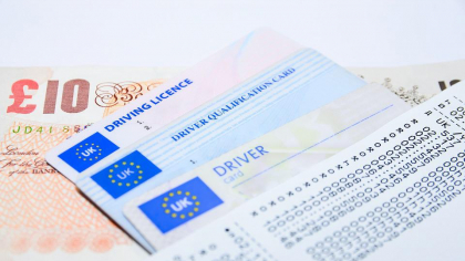 Când poți obține primul tău permis auto în România? Ce spune legea