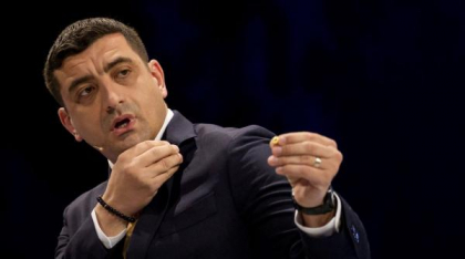 Simion pleacă la Paris, după un turneu prin Varșovia, Roma, Bruxelles
