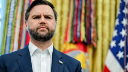 JD Vance spune că persoanele care sărbătoresc uciderea lui Charlie Kirk ar trebui să fie trase la răspundere. „Denunţaţi-i şi, la naiba, sunaţi-le angajatorii!”