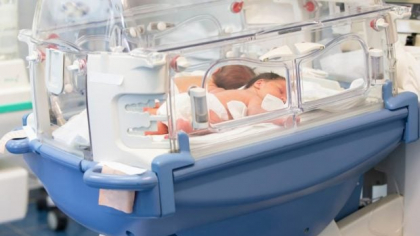 Populația României continuă să scadă: în luna mai s-au născut cu 7.900 de persoane mai puține decât au murit