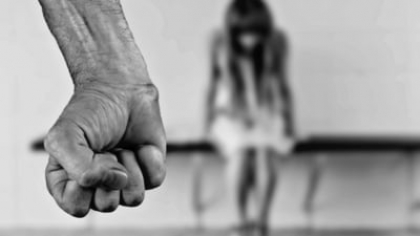 Caz halucinant în SUA: O adolescentă a fost sechestrată 7 ani și ținută într-o cușcă de câine. Cine sunt agresorii FOTO/VIDEO