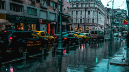 PSD vrea să introducă o taxă pentru șoferii care vin din afara Bucureștiului. Prețurile pentru o zi, o lună sau un an