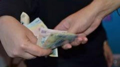 Funcționari publici ANAF, bănuiți că iau mită de la contribuabilii care evită plata taxelor