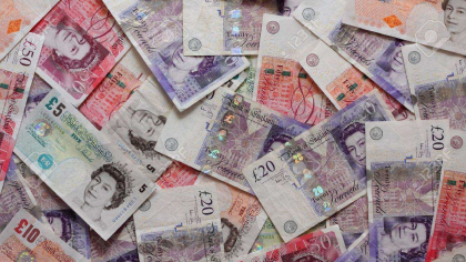 Inflația lovește din nou: Prețurile cresc în UK peste așteptări, economia scade, iar presiunea pe Banca Angliei crește