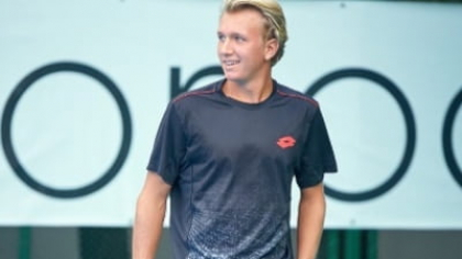 Singurul român de la Wimbledon a trecut pe lângă o mare victorie, după ce a ratat trei mingi de meci
