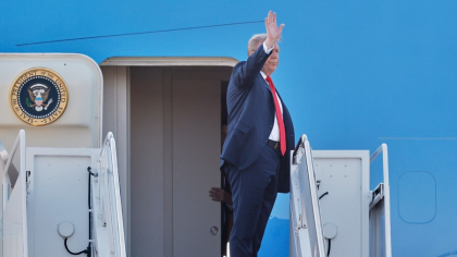 Obiceiurile bizare ale lui Donald Trump. Mărturia unei jurnaliste: „Nu vrei să fii la bordul Air Force One”