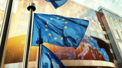 Ipocrizie: UE face din ce în ce mai mult comerț cu dictatori și finanțează astfel amenințări chiar la adresa sa