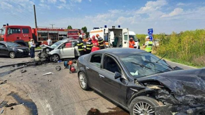 Accident grav pe Centura Ploiești. O persoană a murit, iar alta a rămas încarcerată